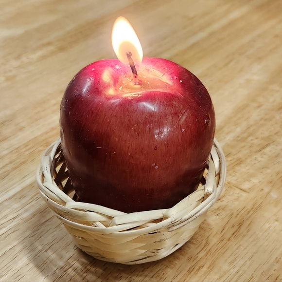 Other - 3/$15🍎Realistic Apple Shaped Candle